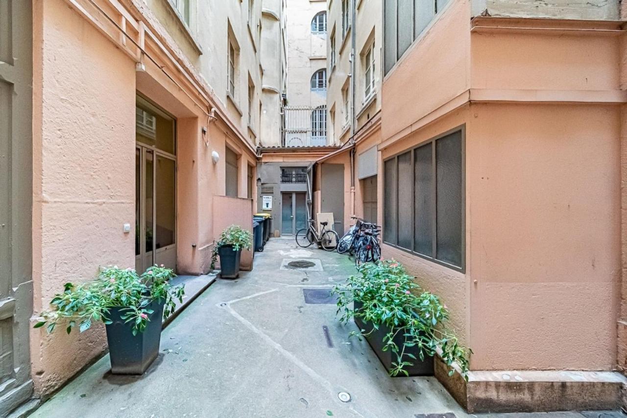 Le Petit Victor Hugo - Studio Bellecour Lião Exterior foto